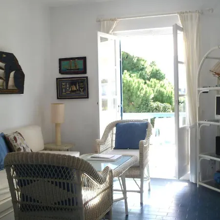 With A View Апартаменты *